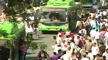 Videos : दिल्ली में ब्लू लाइन बंद