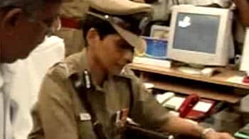 Video : Tamil Nadu: Court quashes appointment of first woman DGP