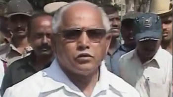 Yeddyurappa says he will meet Governor every 15 days