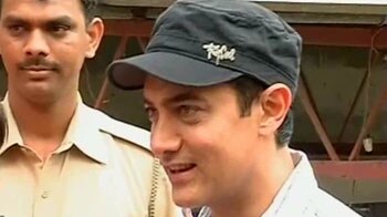 Video : Aamir says no to Dhobi Ghat’s promotion