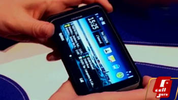 Nokia E7: Slid wide open