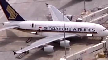 After Qantas, Singapore Airlines grounds A380s