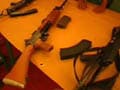 Videos : जानलेवा बनी हथियारों की प्रदर्शनी