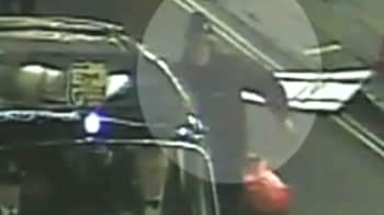 Video : UK cops release CCTV video of royal car attack