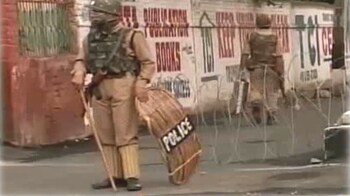 श्रीनगर में कर्फ्यू का दूसरा दिन