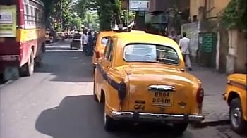 Video : 24-hour taxi strike in Kolkata over fare hike