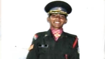 महिला अफसर को स्वॉर्ड ऑफ ऑनर