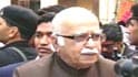 Video : Blasts symbolic of insecurity in the country: Advani