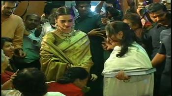 Jaya, Rekha come face to face