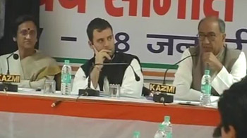 Rahul Gandhi in Lucknow with huge security