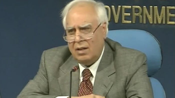 Supreme Court slams Sibal for criticising CAG report