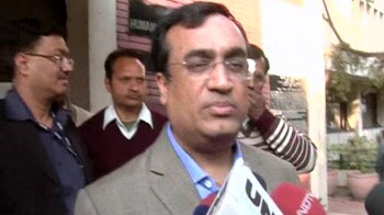 Videos : सुरेश कलमाड़ी और भनोट को हटाया