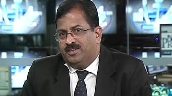 Markets weak on foreign flows and inflation concerns