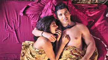 जॉन का जलवा, प्रियंका के साथ