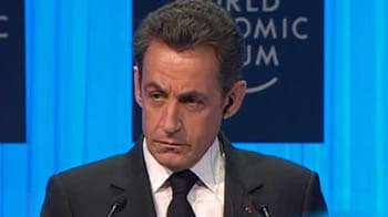 Video : JPMorgan's Dimon, Sarkozy spar on role of regulators