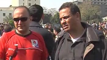 Video : Egyptians hit revolutionary road