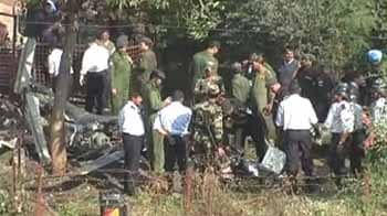 Video : Two Army Majors killed in helicopter crash in Nashik