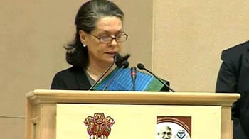 नरेगा के 5 साल, सोनिया की चर्चा