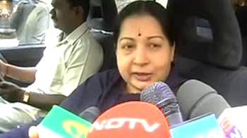 Govt has made itself a 'laughing stock': Jayalalithaa