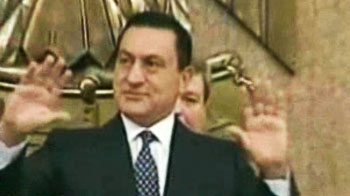 Egypt unrest fallout: Ruling party leadership resigns