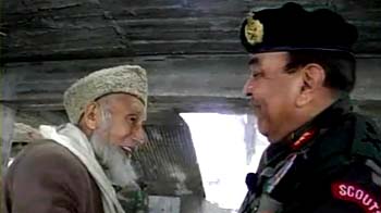 Army holds talks in separatist bastion in the Valley