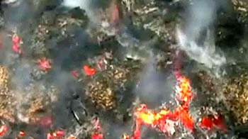 मथुरा : अनाज मंडी में आग लगी