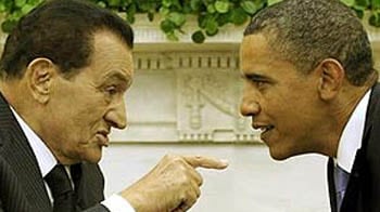 Obama sharply questions Mubarak pledge