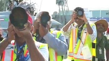 On a higher plane: Aviation photographers at the Aero India show