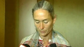 तीन साल से कब्र का इंतजार