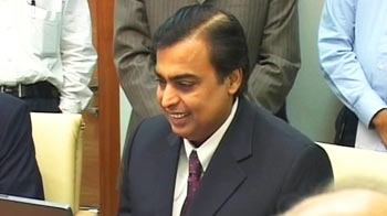 Mukesh Ambani's SEZ plans in trouble