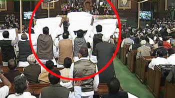 Telangana posters embarrass Congress