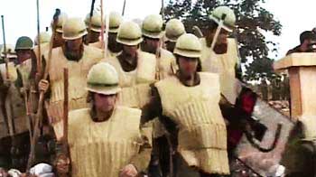 Special training for J&K police to deal with stone throwers