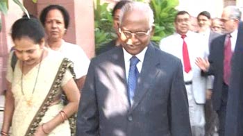 Justice Balakrishnan should break silence, says ex-CJI