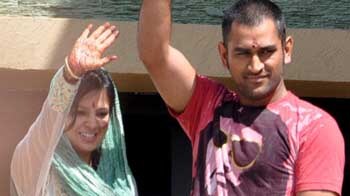 Video : Wives and girlfriends of cricketers