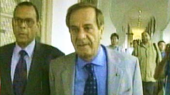 Bofors: CBI allowed to close Quattrochi case