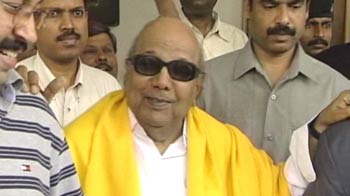 परिस्थिति ठीक नहीं, सो अलग हुए : करूणा