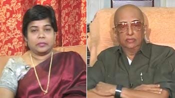 Video : Congress vs DMK: Who will blink first?
