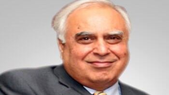 Video : Sibal to meet top officials of telecom firms