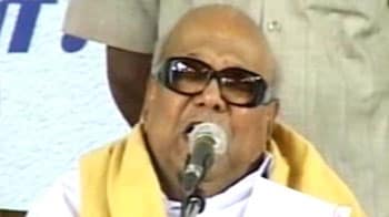 Video : Bid to break Congress-DMK stalemate