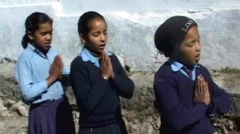 School with 5 classes, 12 students and 2 teachers