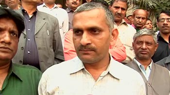 विरोध जताने का अनोखा तरीका विरोध जताने का अनोखा तरीका