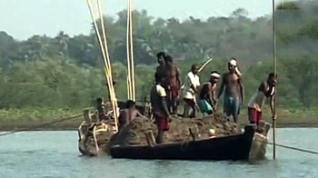 गोवा में नियम ताक पर, बालू खनन जारी