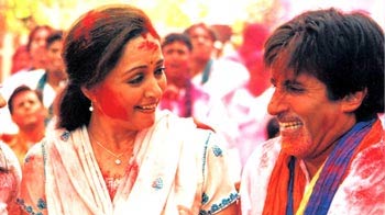 बॉलीवुड : होली का रहा है खुमार