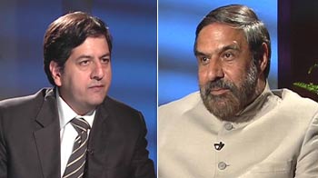 Nothing wrong with Hillary Clinton's queries: Anand Sharma