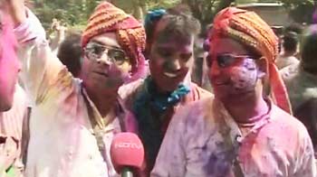 India celebrates Holi