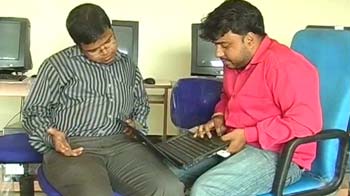 Video : Rs 5000 for a laptop