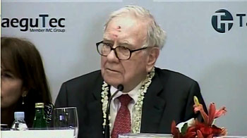 Philanthropy more difficult than running a business: Buffett