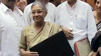 शीला ने पेश किया दिल्ली का बजट