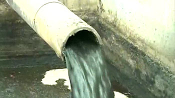 Pollution spreads in Vapi, govt looks the other way