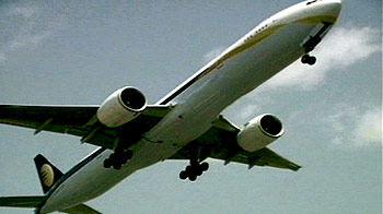 फर्जी पायलट मामले में गिरफ्तारी